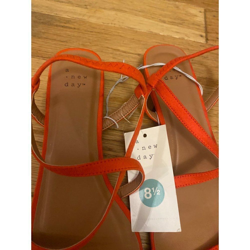 NWOB A New Day, women's coral strappy, low heel open, square toed sandal - Picture 3 of 4